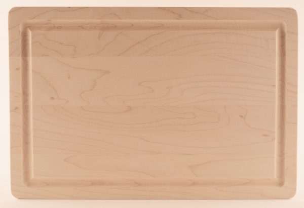Maple cutting board with juice groove