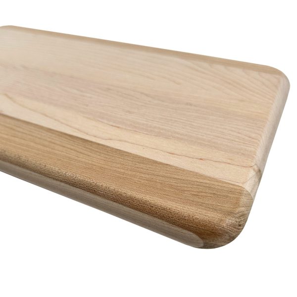 Maple Paddle Cutting Board Ideal for resin and epoxy art. Made in Canada 100% hardwood maple.